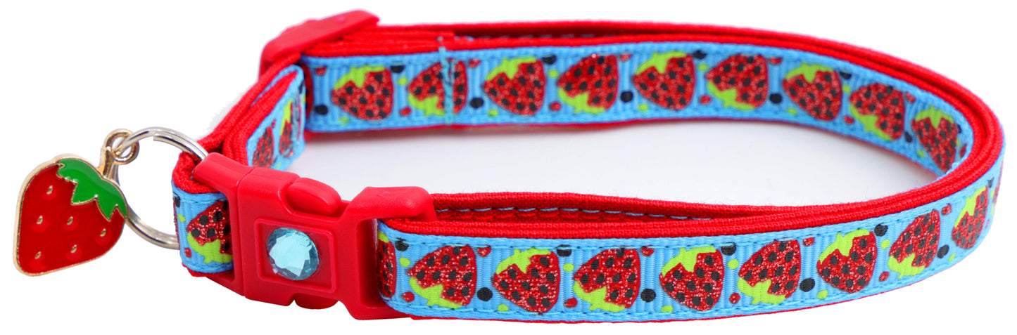 Strawberries Breakaway Cat Collar