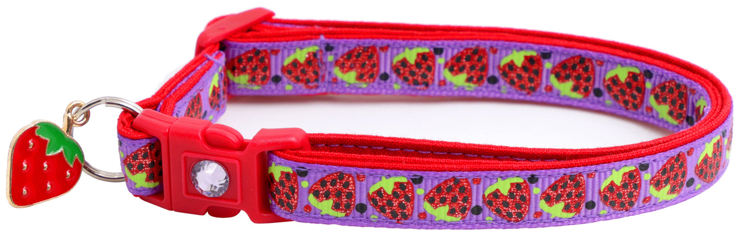 Strawberries Breakaway Cat Collar