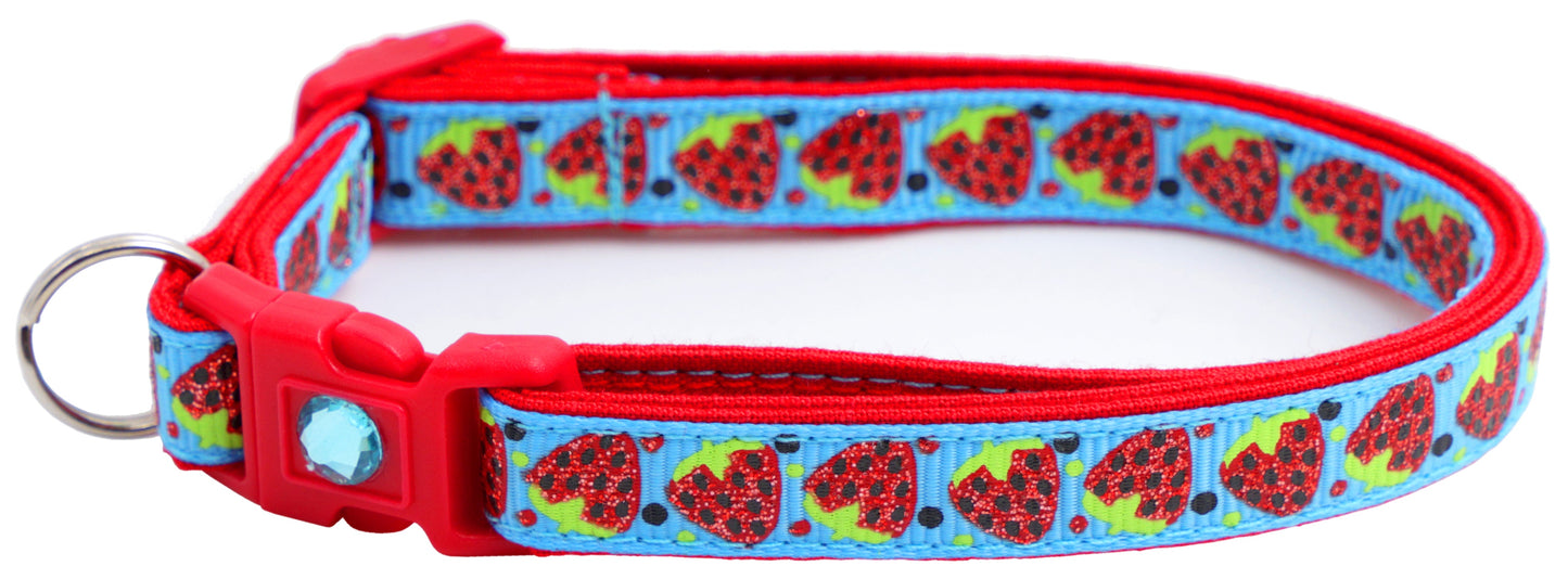 Strawberries Breakaway Cat Collar