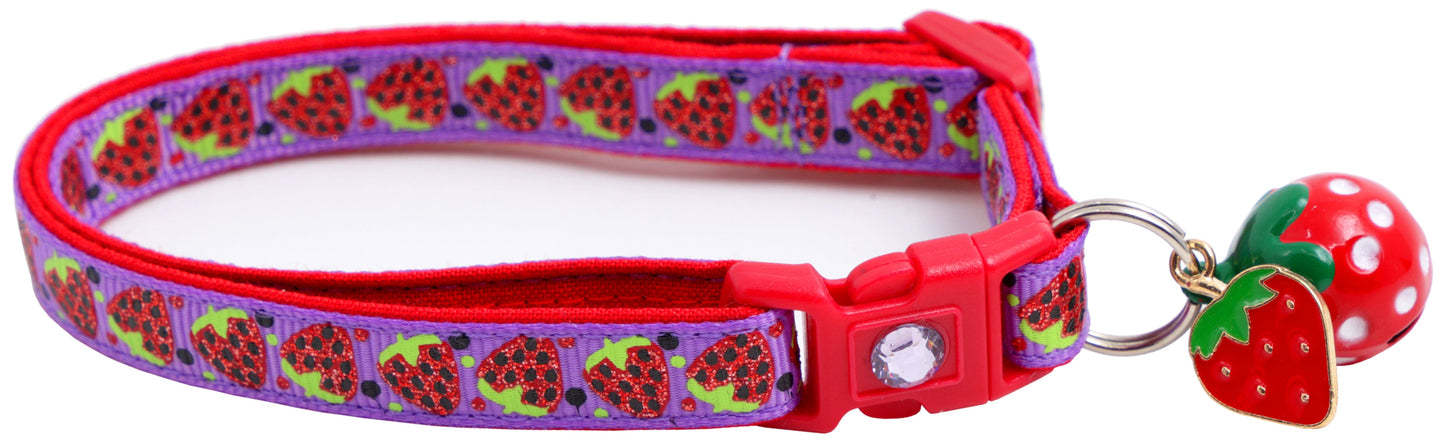 Strawberries Breakaway Cat Collar