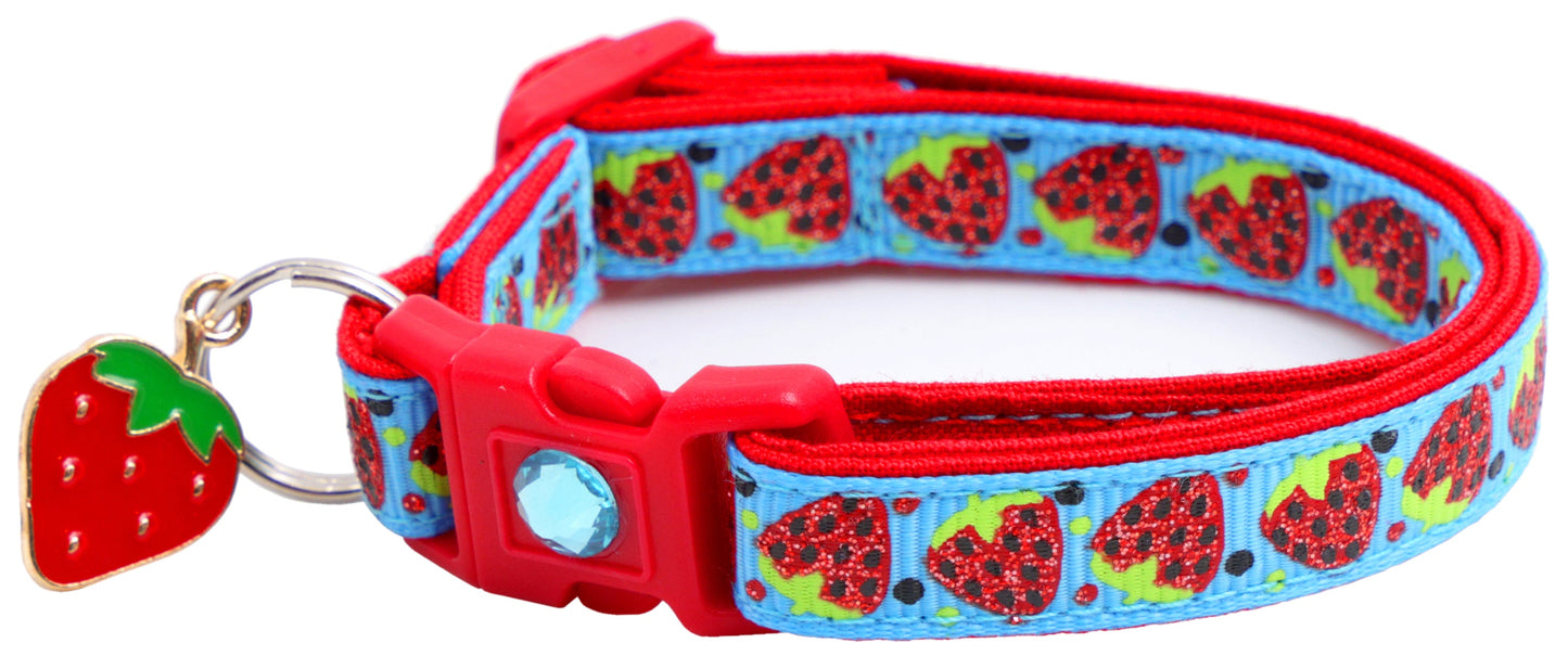 Strawberries Breakaway Cat Collar