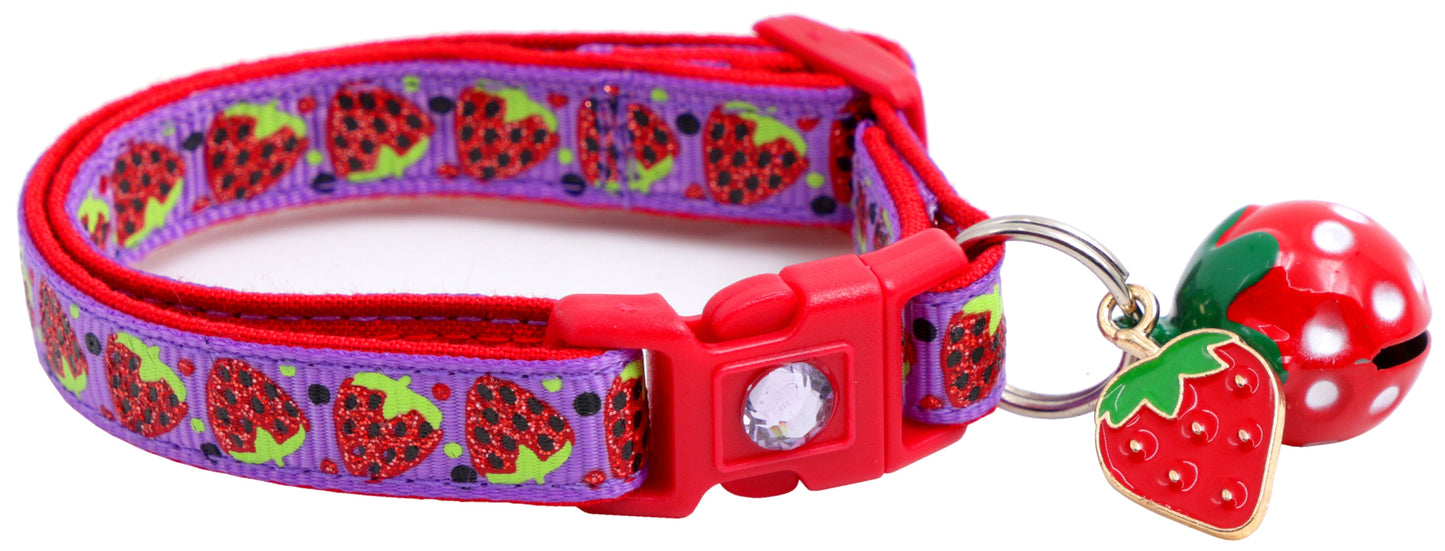 Strawberries Breakaway Cat Collar