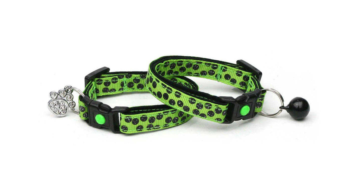 Black Dots on Bright Green Cat Collar
